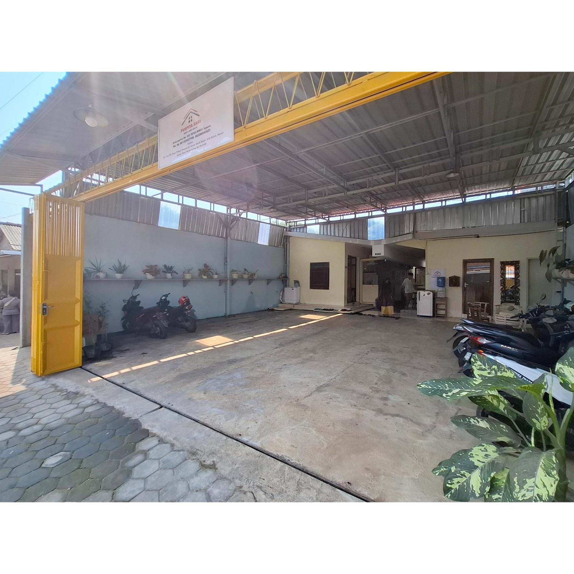 Reddoorz Near Alun Alun Jepara Kesembu Kültér fotó